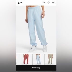 Nike Solo Swoosh Women’s Fleece Sweatpants